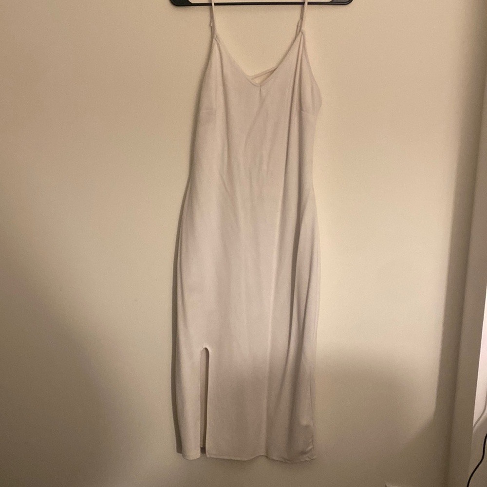 Beautiful sleeveless body con dress